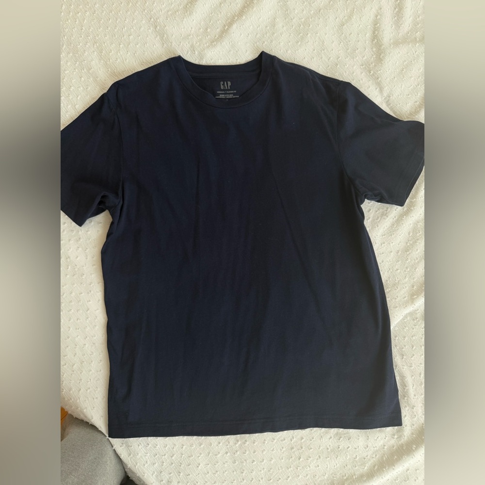 GAP Men's Deep Blue Short Sleeve Tee